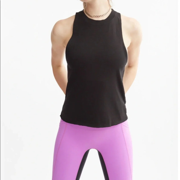 Bandier All Access The Dynamic Tank in Black Size XS - Sleeveless Workout Top - Picture 4 of 8